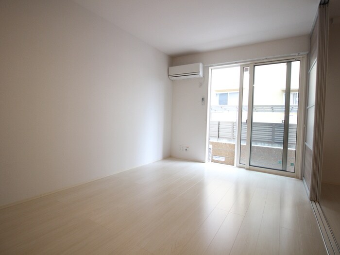 物件内観写真22　(居室)