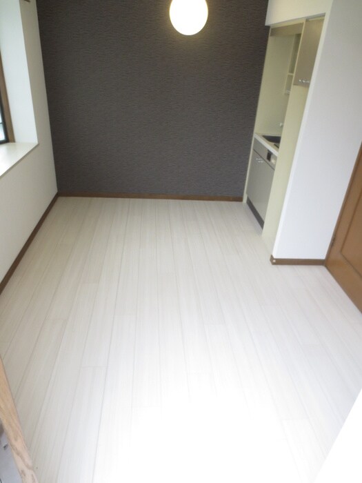 物件内観写真4　(居室)