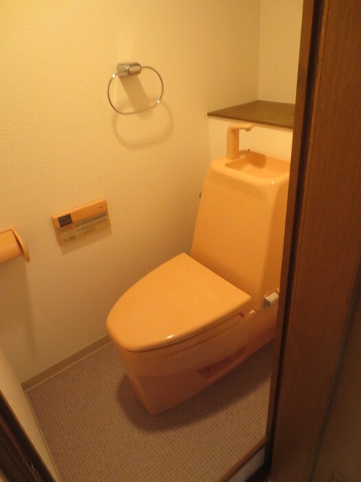 物件内観写真11　(トイレ)