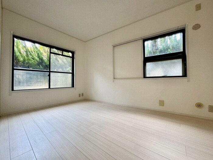 物件内観写真8　(居室)