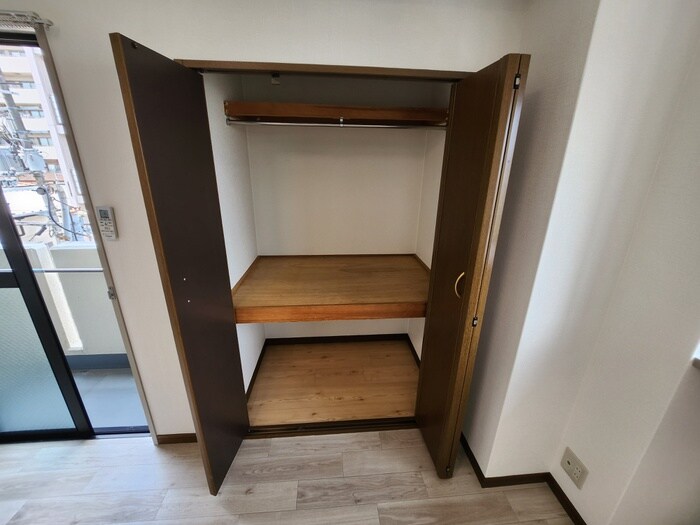 物件内観写真14　(収納)