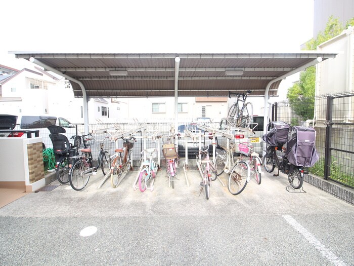 物件外観写真5　(周辺環境)