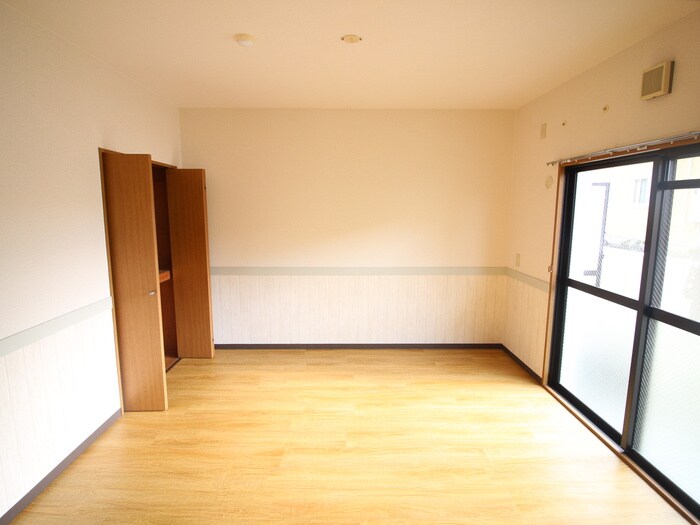 物件内観写真10　(居室)