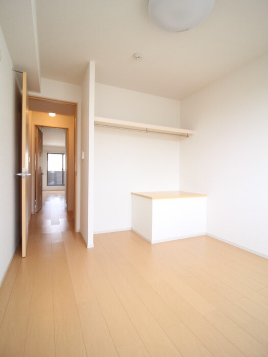 物件内観写真13　(居室)