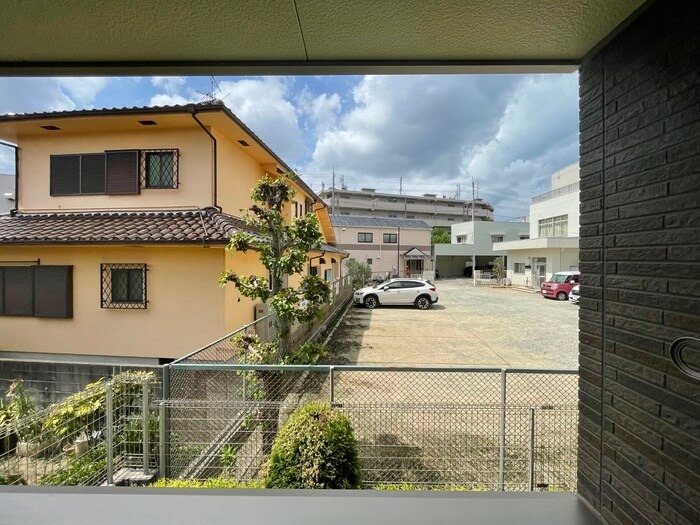 物件内観写真16　(室内からの展望)