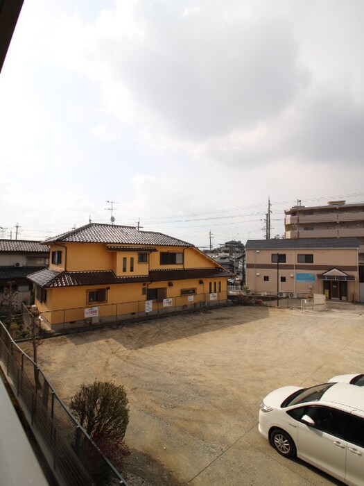 物件内観写真16　(室内からの展望)