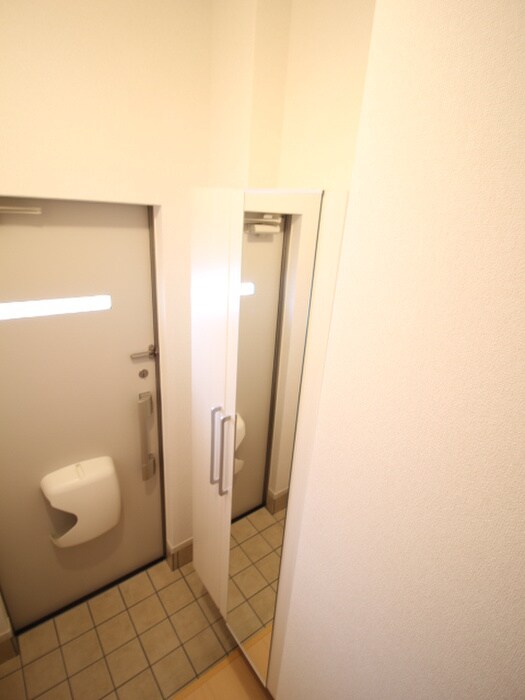 物件内観写真18　(靴箱)