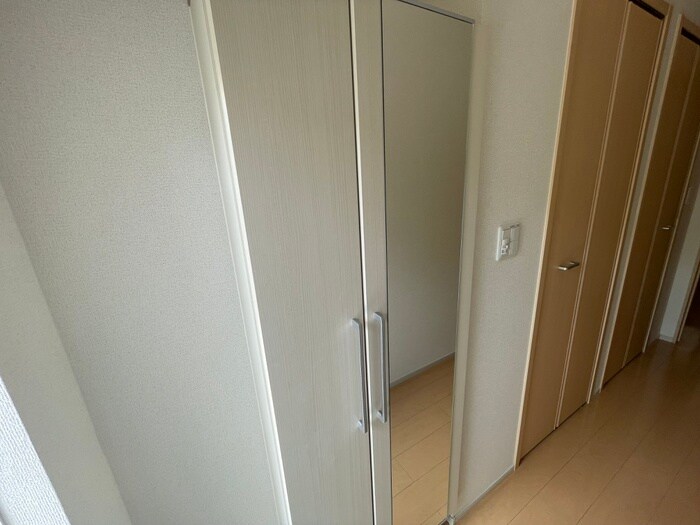 物件内観写真19　(靴箱)