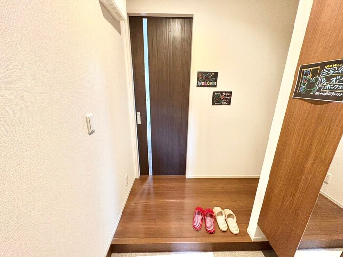 物件内観写真21　(廊下)