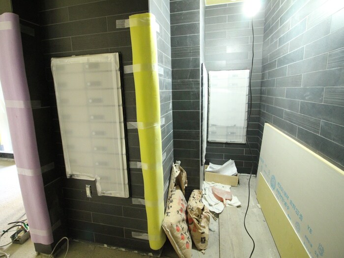 物件外観写真6　(エントランス部分)