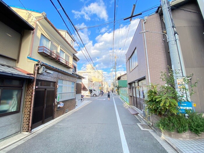 物件外観写真6　(周辺環境)