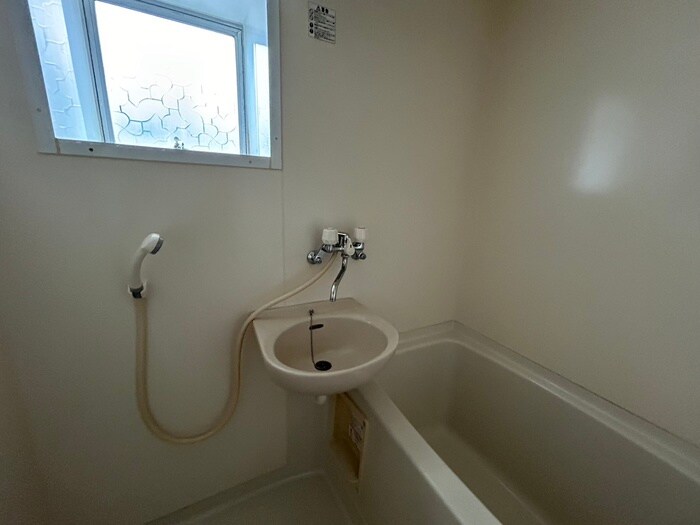 物件内観写真12　(洗面)