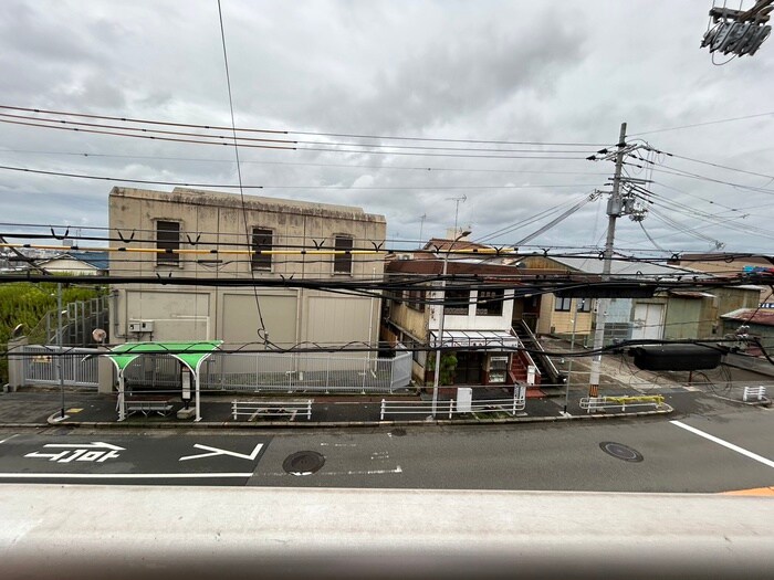 物件内観写真16　(室内からの展望)