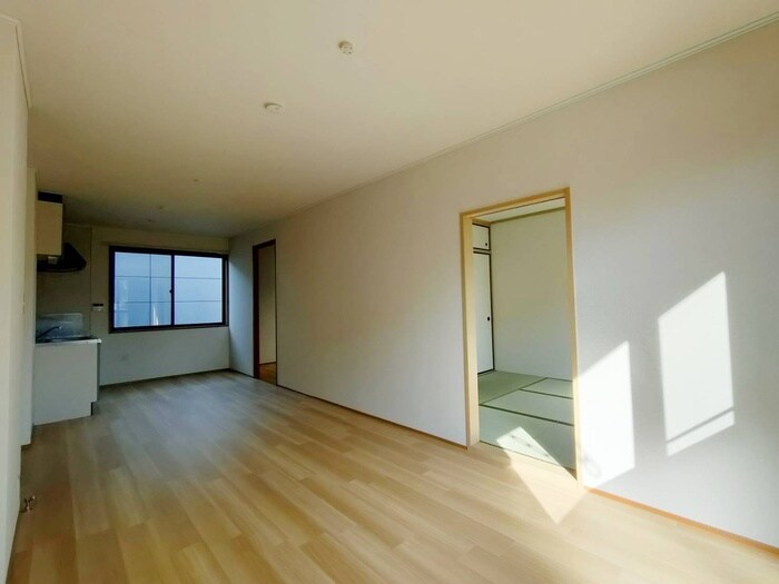 物件内観写真6　(居室)