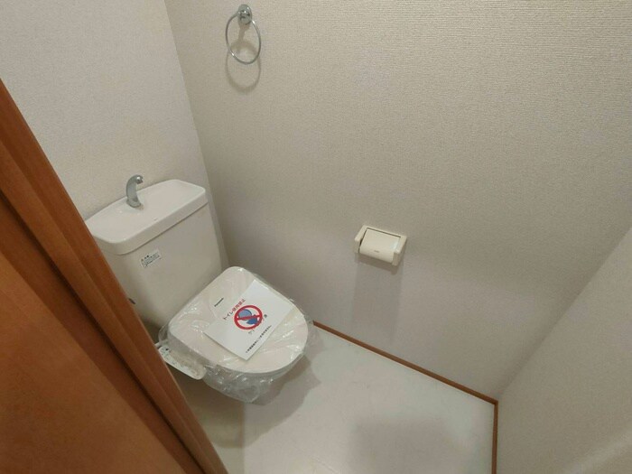 物件内観写真12　(トイレ)
