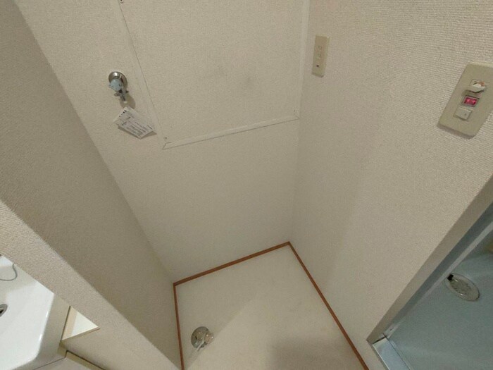 物件内観写真19　(洗濯機置場)