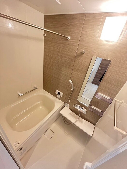 物件内観写真13　(バス／シャワールーム等)