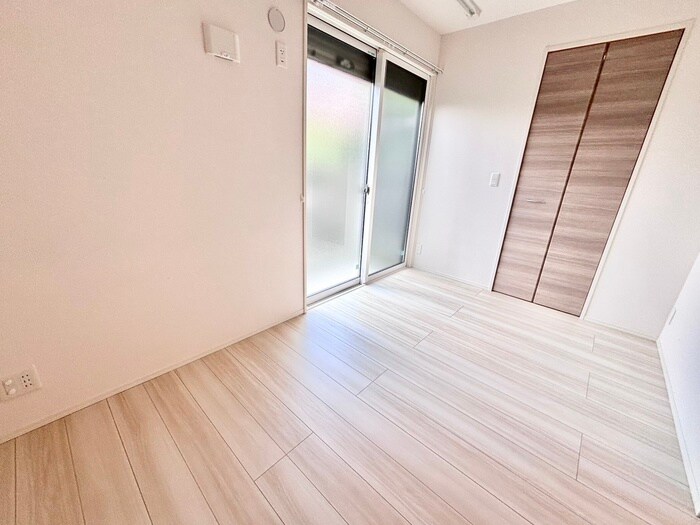 物件内観写真13　(居室)