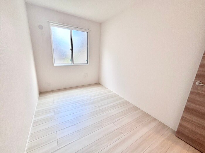 物件内観写真15　(居室)