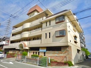 レジデンス　平塚外観写真