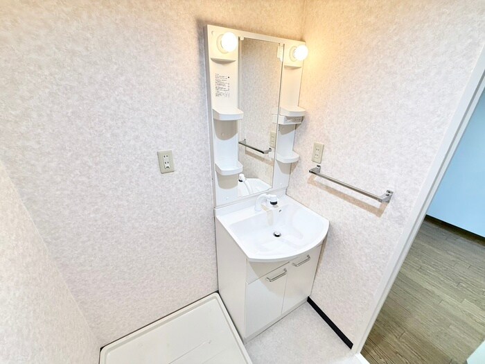 物件内観写真13　(洗面)