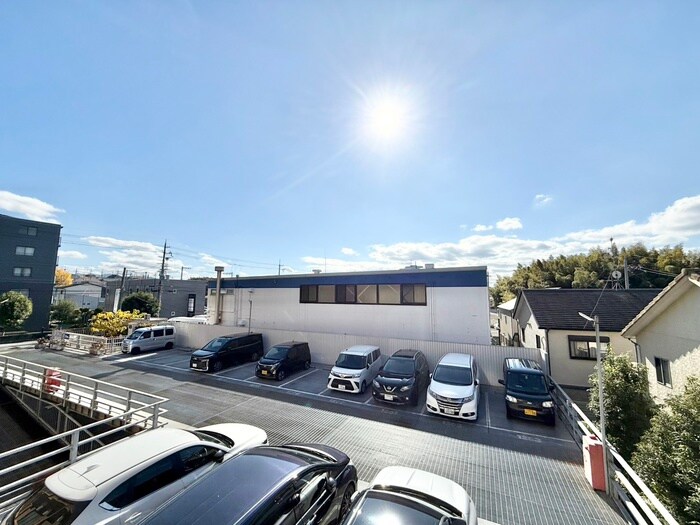 物件内観写真22　(室内からの展望)