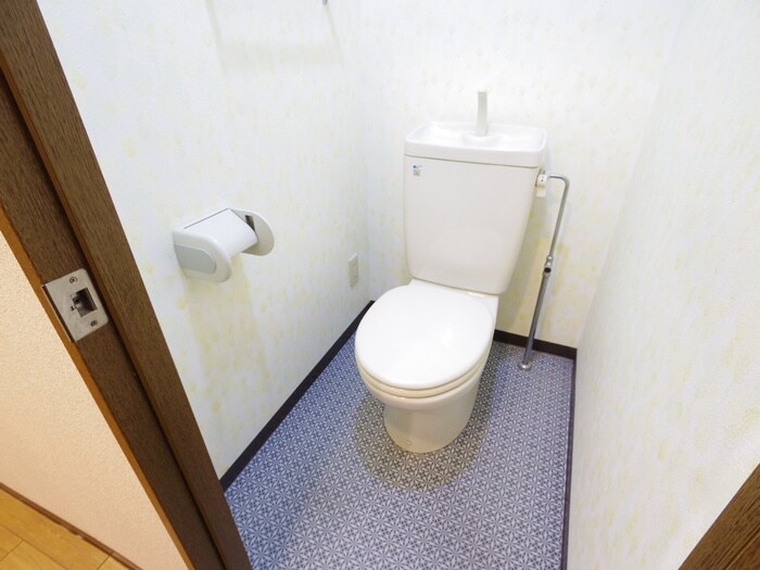 物件内観写真14　(トイレ)