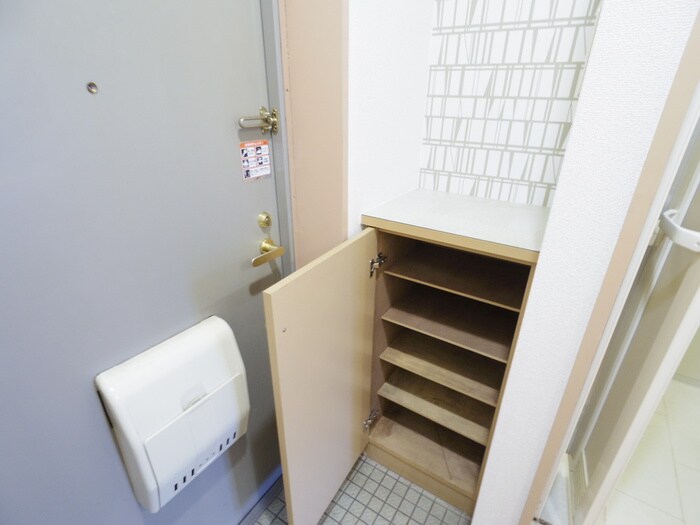 物件内観写真17　(靴箱)
