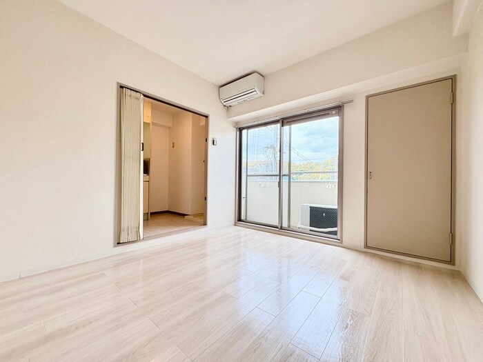 物件内観写真10　(居室)