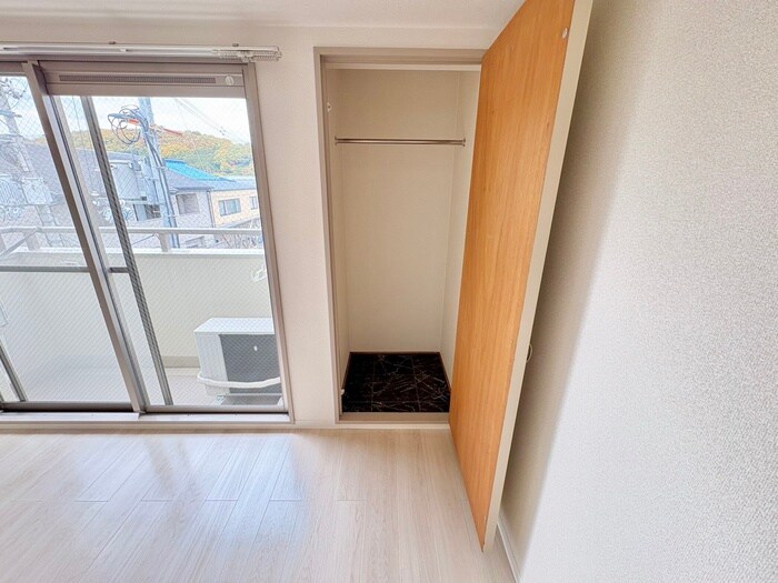 物件内観写真15　(収納)