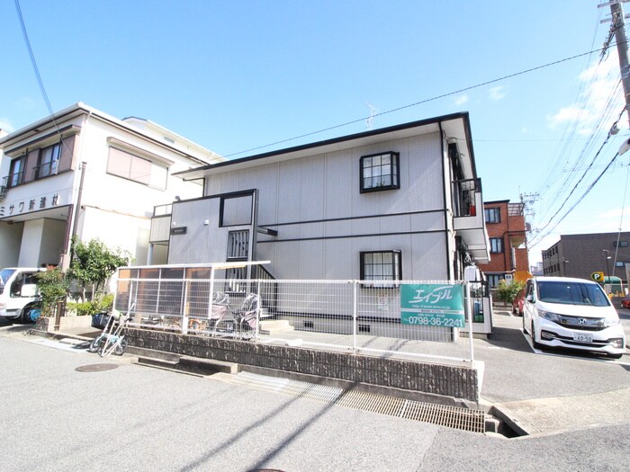 物件外観写真3　(外観写真)