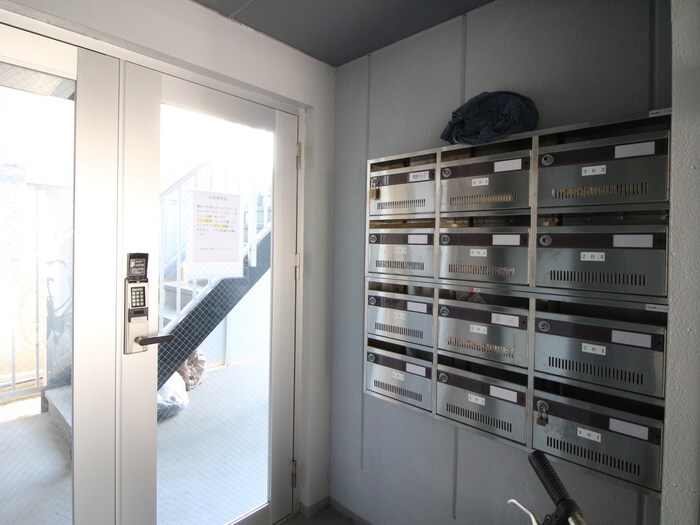 物件外観写真4　(建物設備)