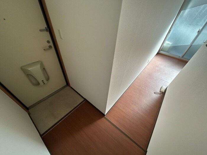 物件内観写真15　(廊下)