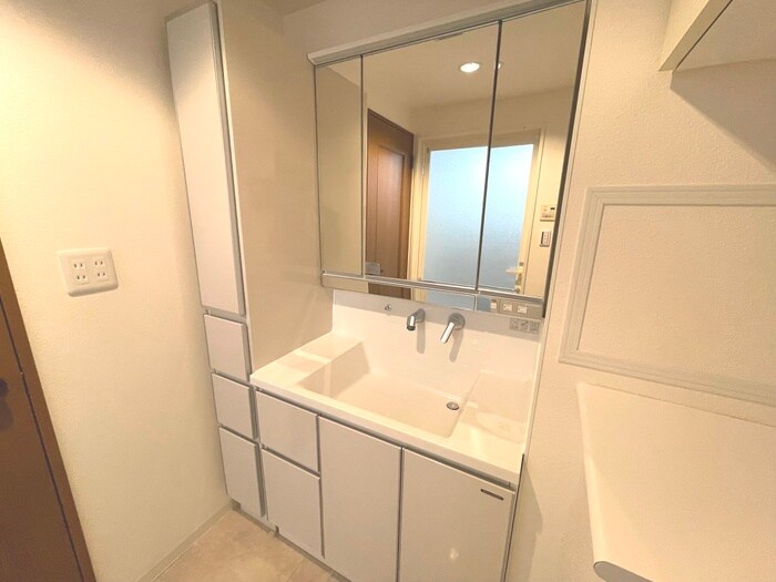 物件内観写真9　(洗面)