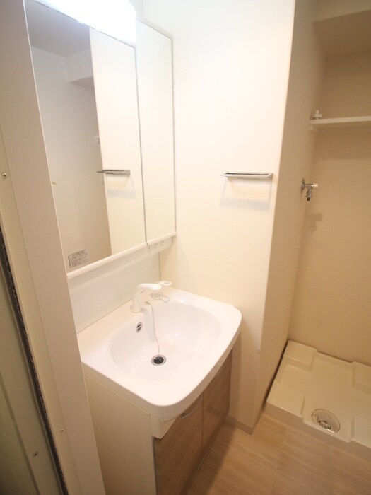 物件内観写真11　(洗面)