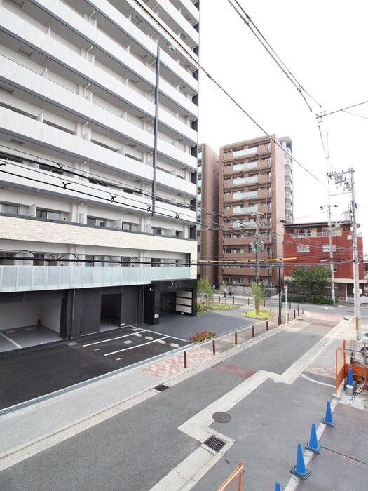 物件内観写真22　(室内からの展望)