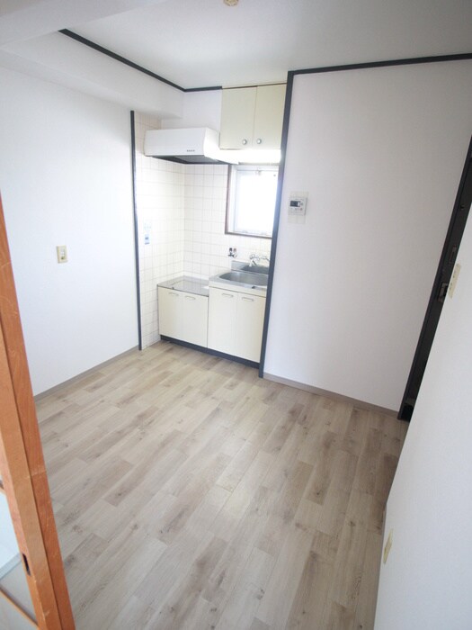 物件内観写真16　(居室)