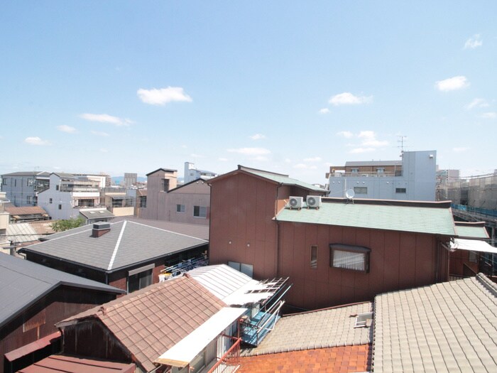 物件内観写真22　(室内からの展望)