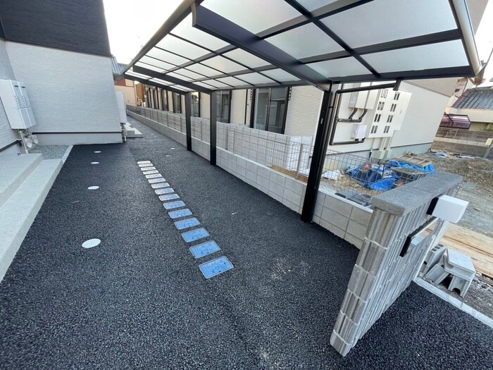 物件外観写真2　(駐輪場)