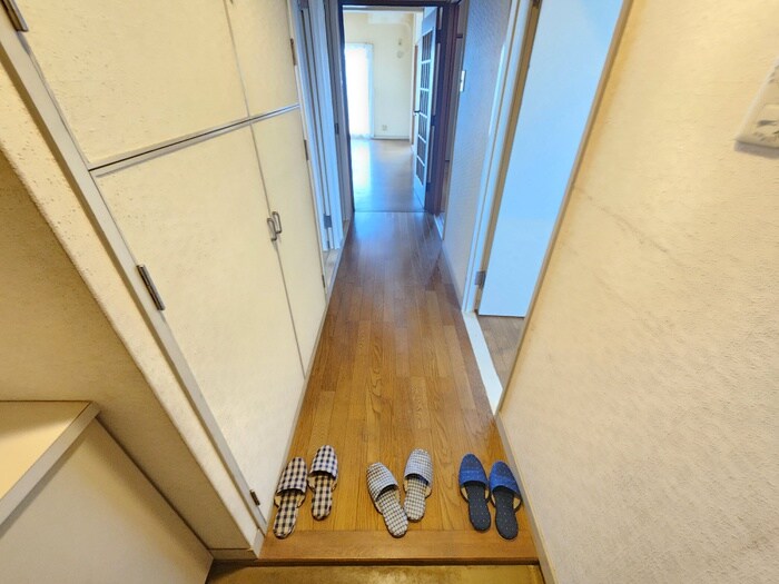 物件内観写真14　(廊下)