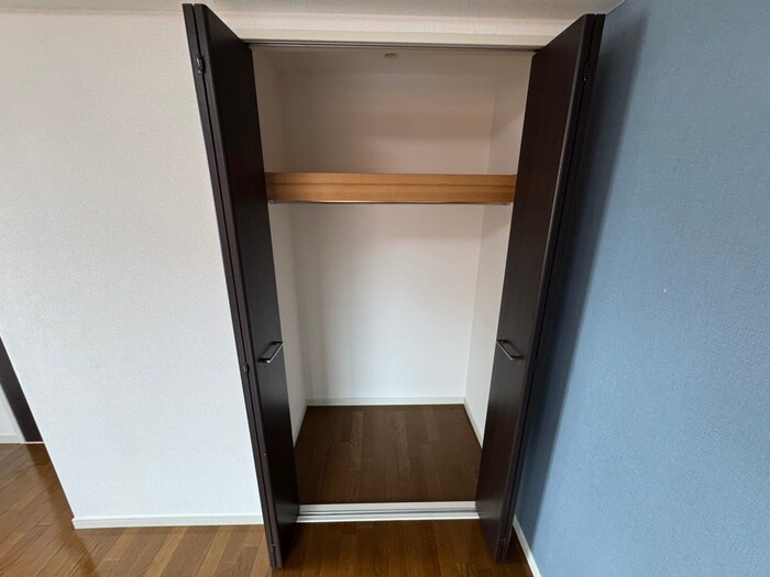 物件内観写真15　(収納)