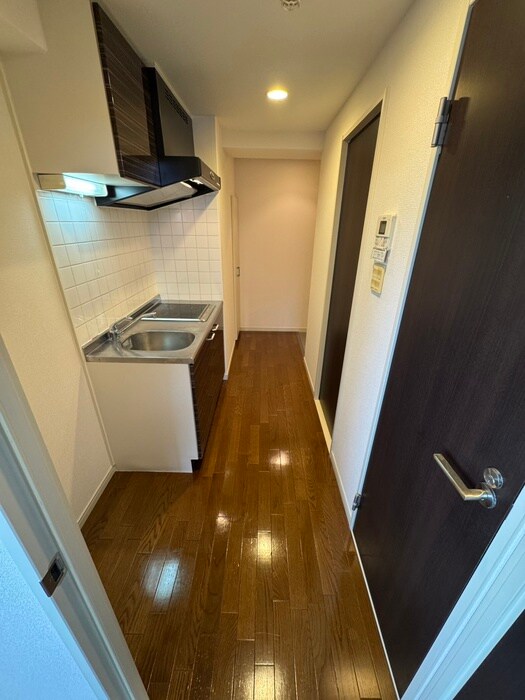 物件内観写真17　(廊下)