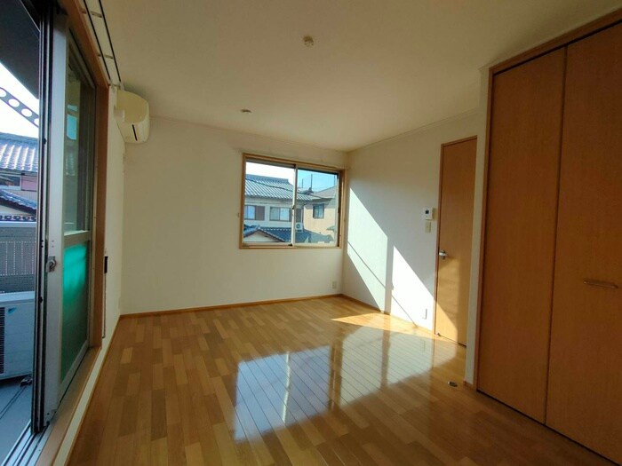 物件内観写真6　(居室)