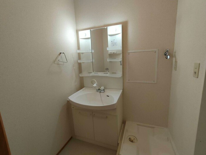 物件内観写真10　(洗面)