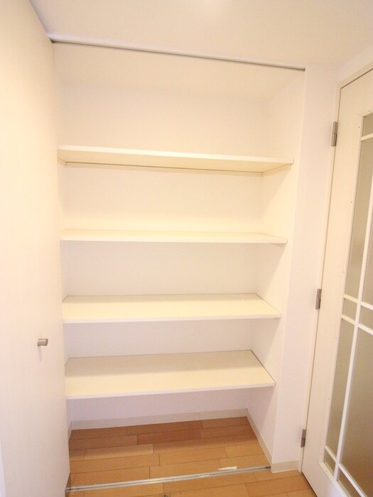 物件内観写真20　(収納)