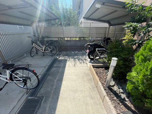 駐輪場