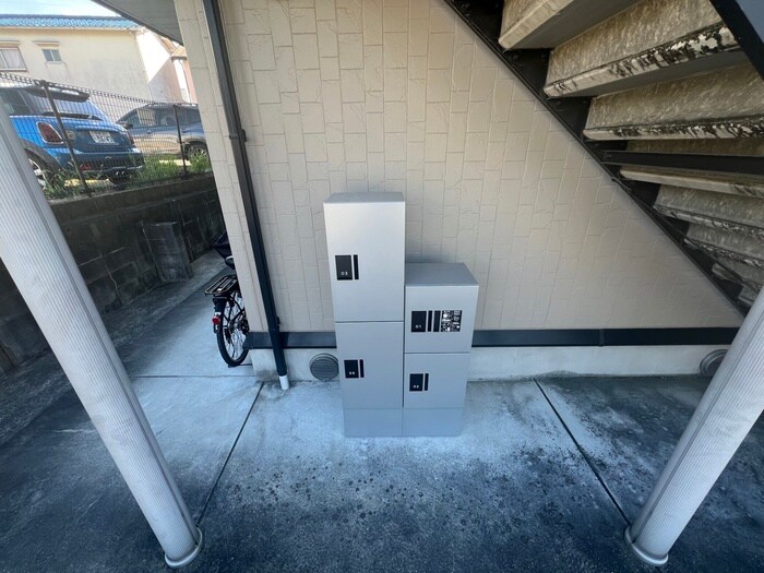 物件外観写真6　(建物設備)