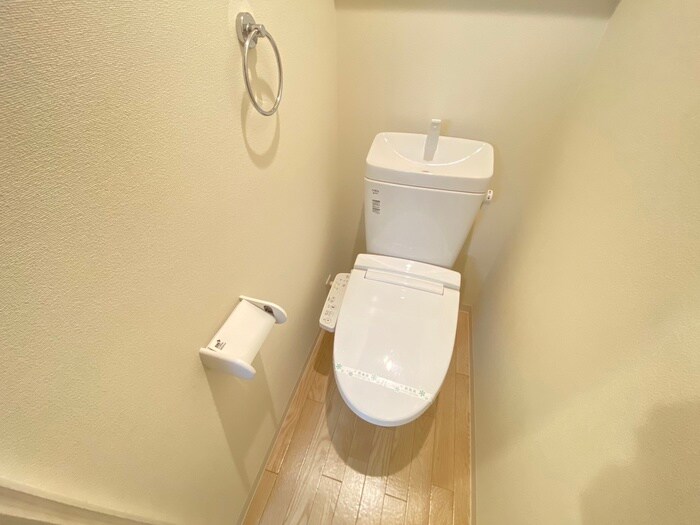 物件内観写真15　(トイレ)