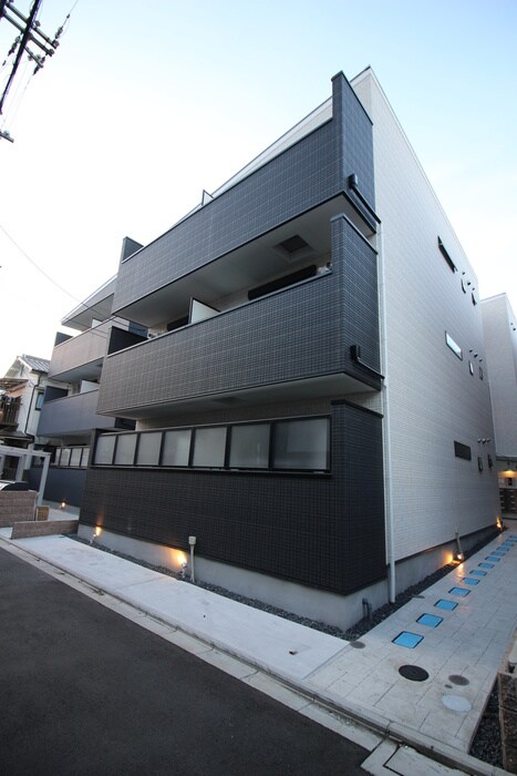 物件外観写真2　(外観写真)