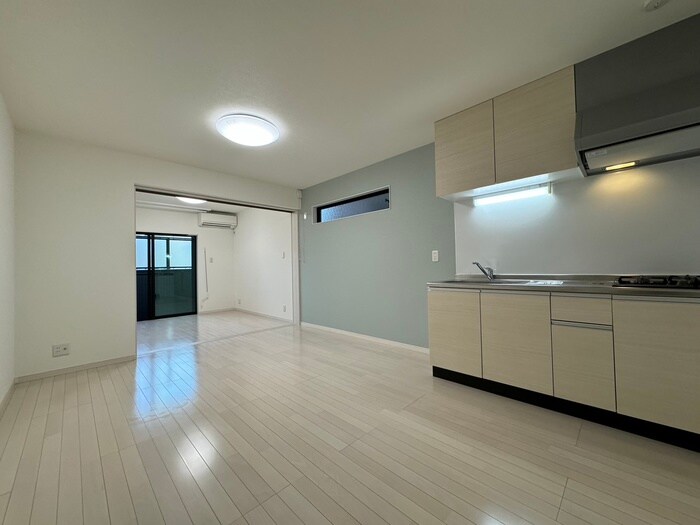 物件内観写真13　(居室)